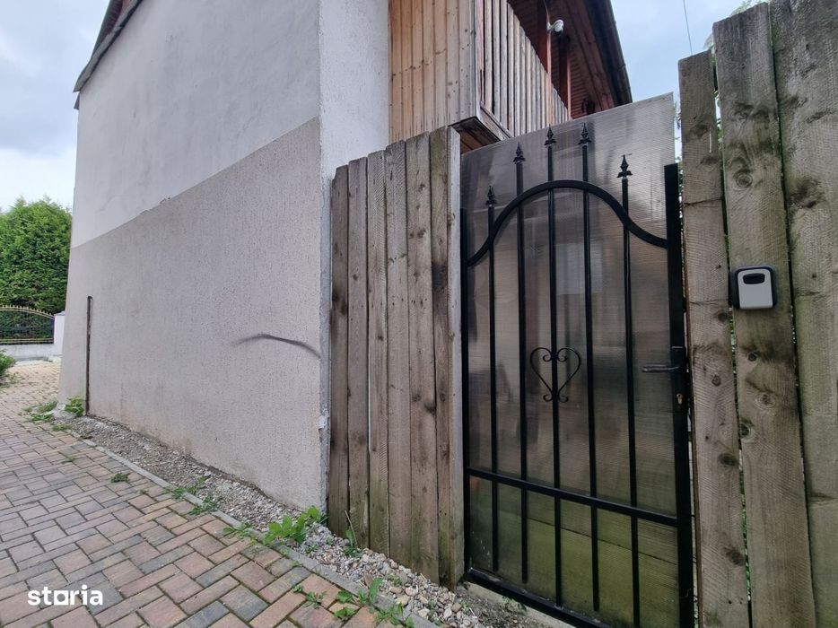Ai un vis? Avem scena! Spatiu de inchiriat la casa, curte proprie