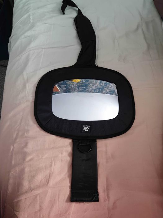 oglinda mașină pentru bebeluși