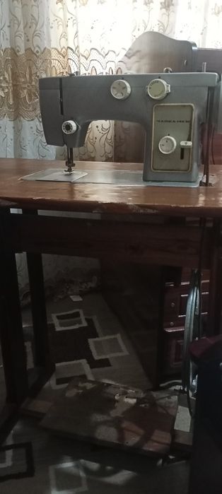 Tikuv mashinasi Chayka