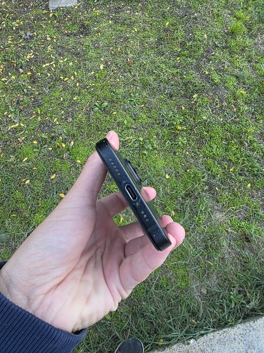 iphone 15 256 gb black пълен комплект