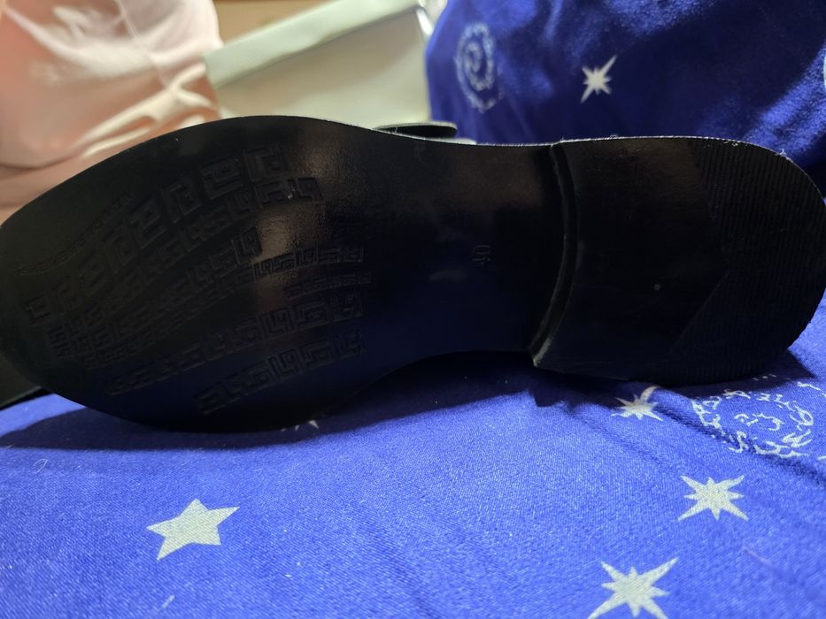 Botine negre marimea 40