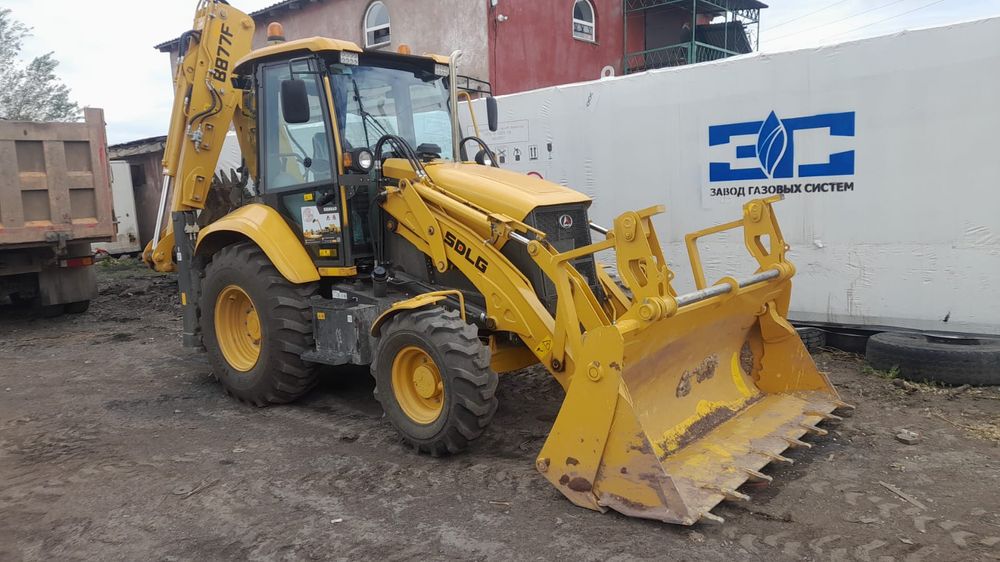 Экскаватор погрузчик