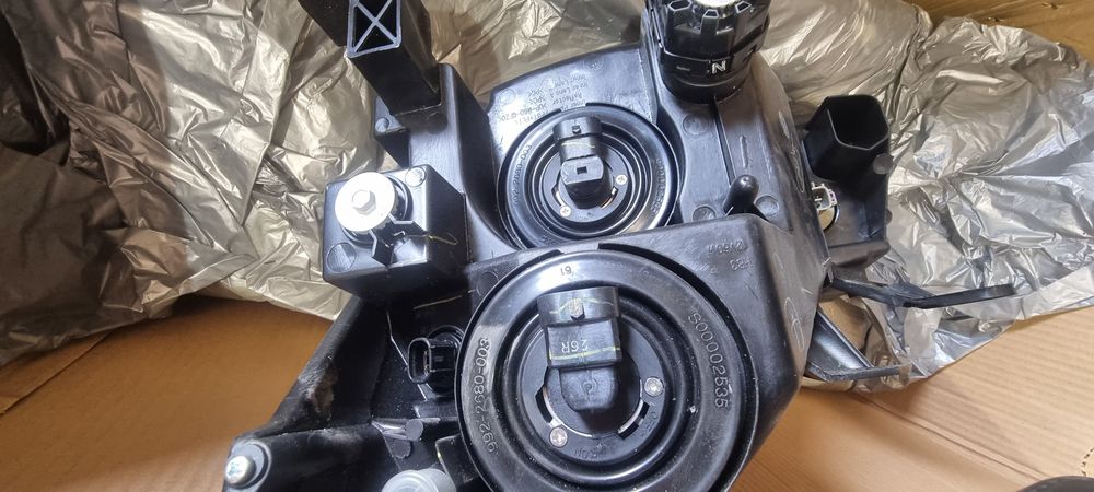 Фара Nissan Almera G15