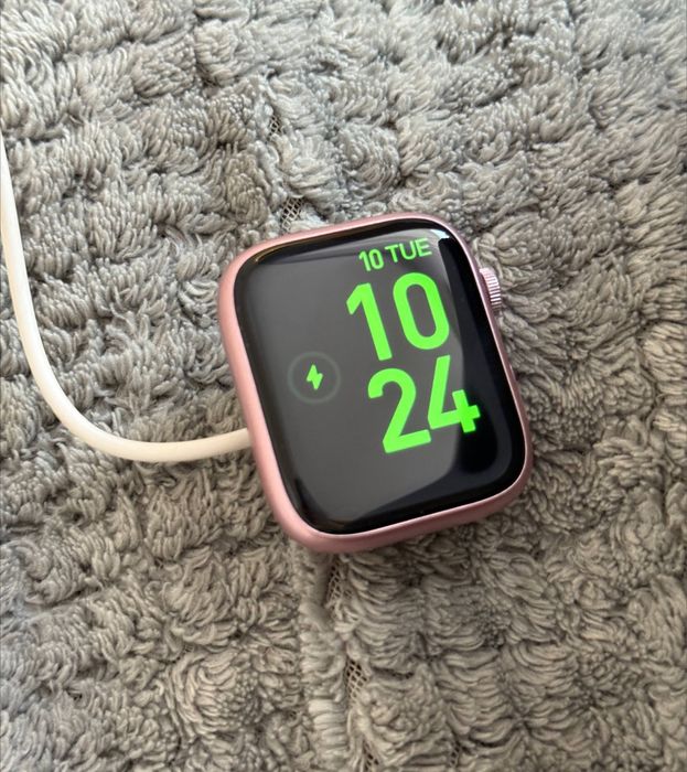 Смарт часы, почти не использовали