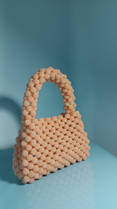 "Искусство в каждой бусине: эксклюзивная сумка ручной работы:)