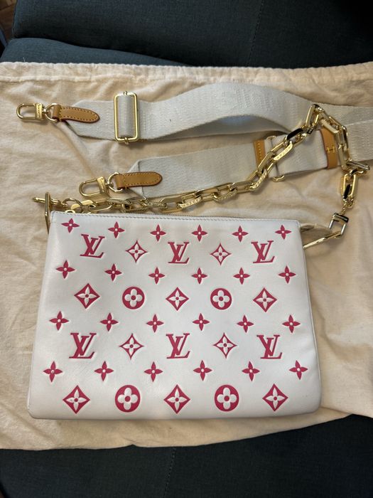 Чанта LV Coussin PM