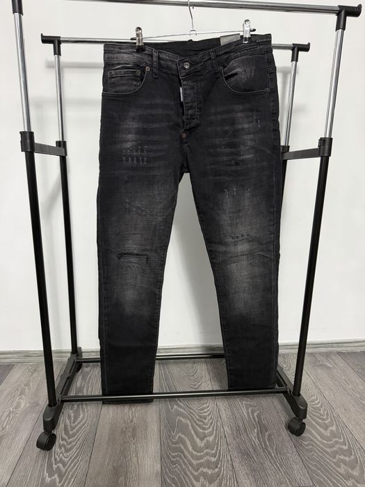 Blugi barbati dsquared2 calitate superioara