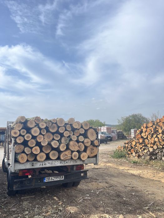 Дърва за огрев и дървен материал
