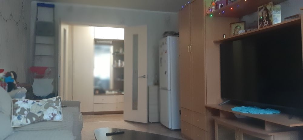 Продаю квартиру улучшенной планировки.