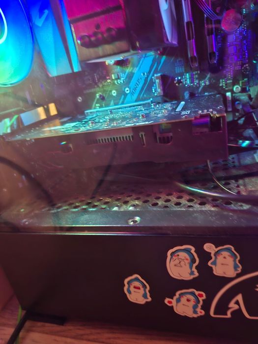 Видеокарта GTX 1050TI