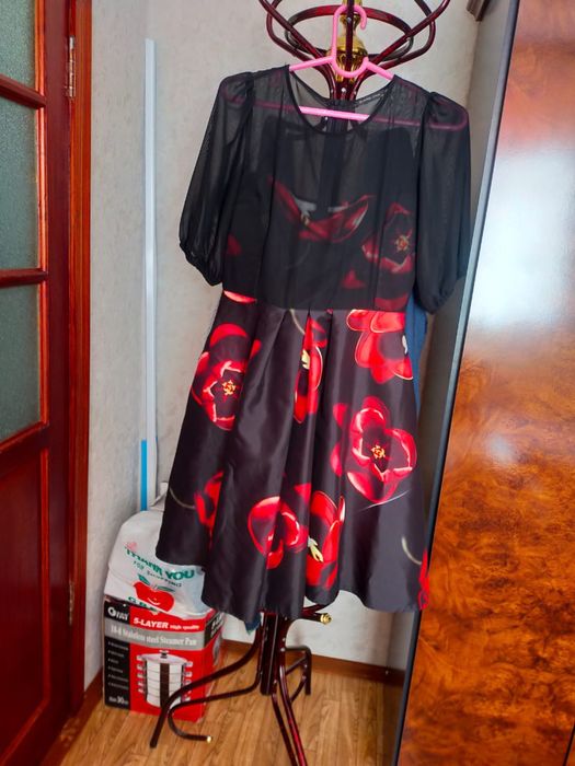 Продам женские вещи