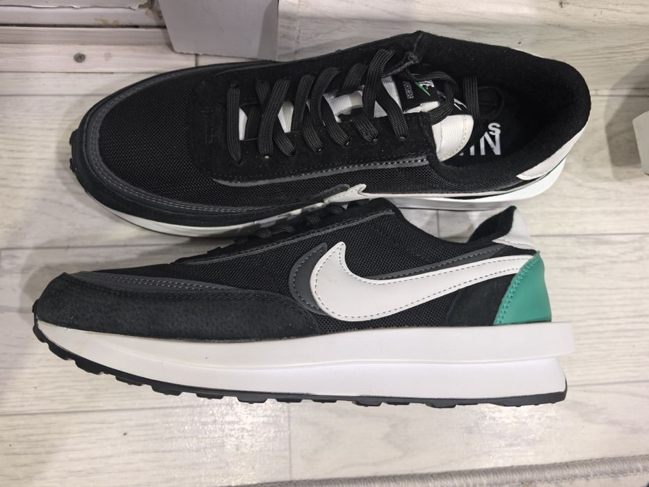 Кроссовки.       ..