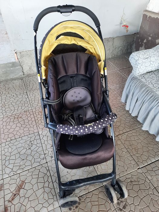 Продам прогулочную коляску