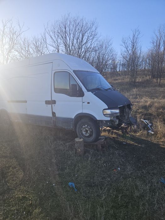 Duba nissan interstar