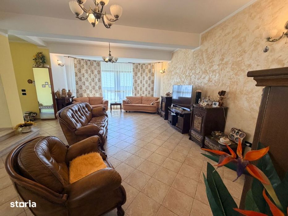 Casa P+1+M+gara, 285 mp, 600 mp teren, zona Bordei