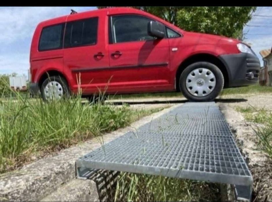 Trepte și gratare zincate