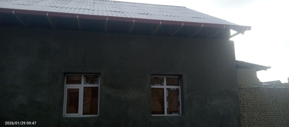 Narpay tumani oqtosh shaxrida 4 sotix hovli sotiladi