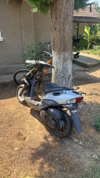 Скутер suzuki lets 2