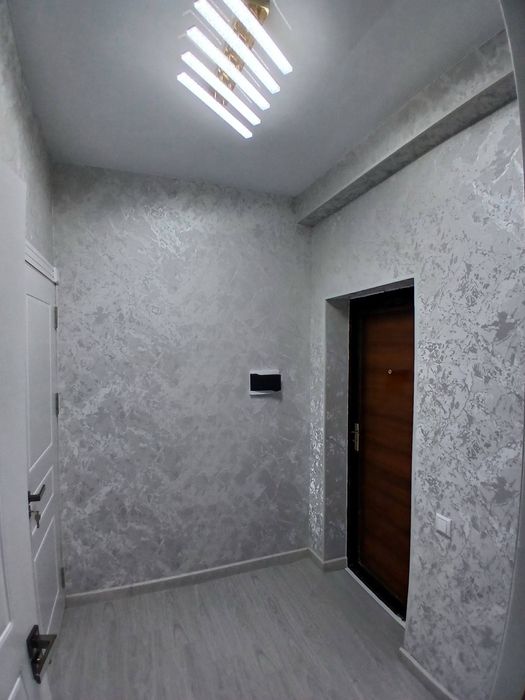 3 хона килинган 60кв.м² 8-кават Мансард ор: Файзобод мачит.