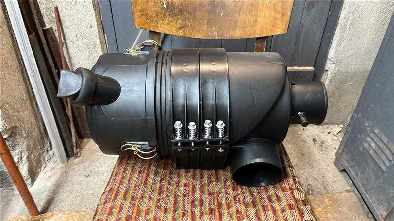 Въздушен филтър кутия - Perkins , John Deere , Yanmar , Kubota , JCB.