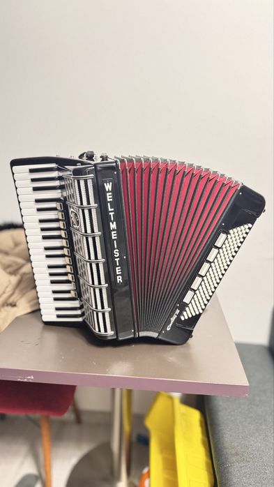 Acordeon Weltmeister Cantus 4