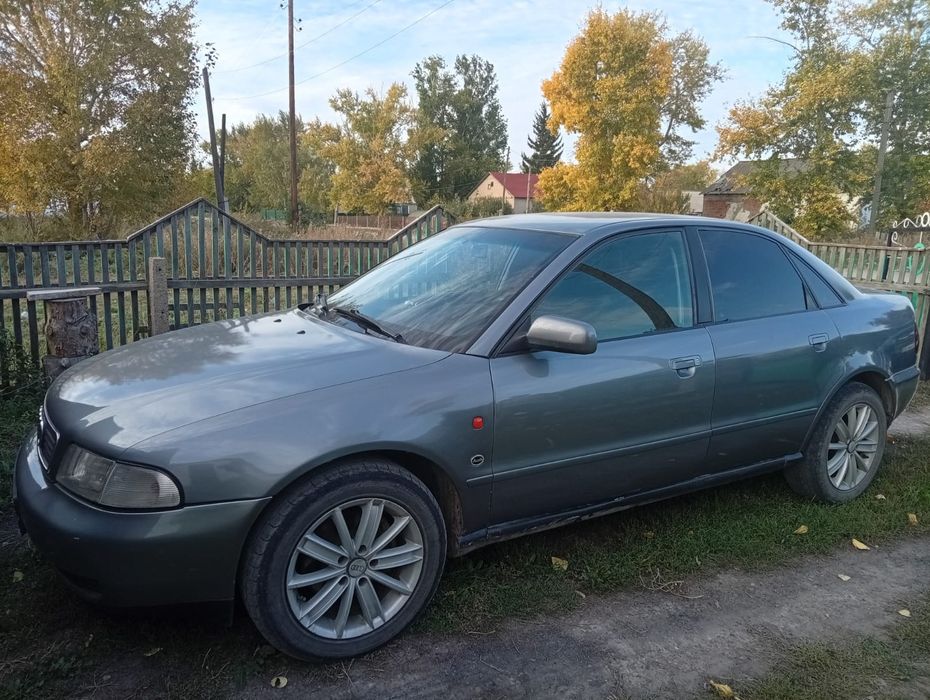 Продам автомобиль А4