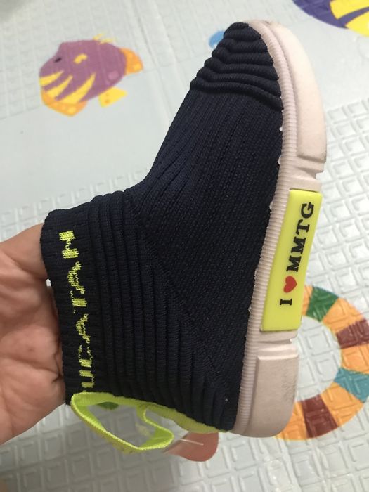 Темно-синие кроссовки 27 р