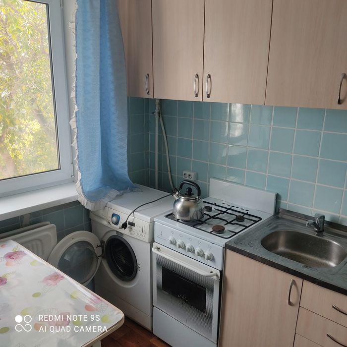 Продам 2 ком квартиру Голубой рынок