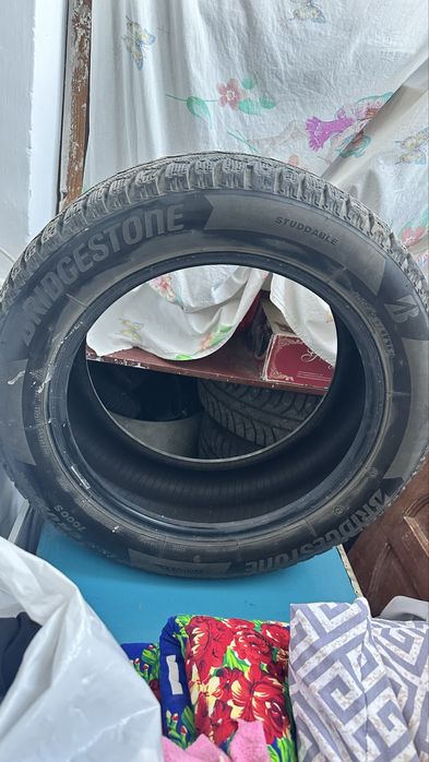 Шины шипованные Bridgestone 205/55 16