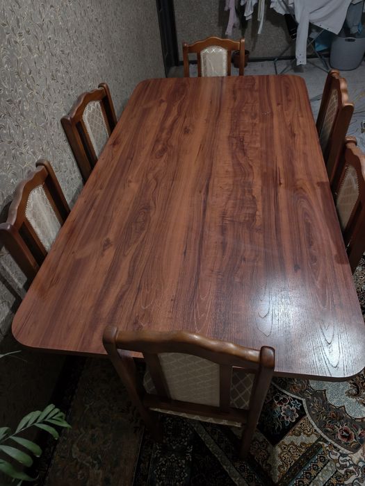 Стол со стульями 230см/120см(примерно)