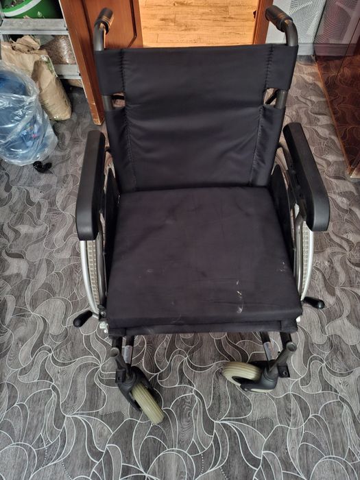 Коляска инвалидная, сиденье 45