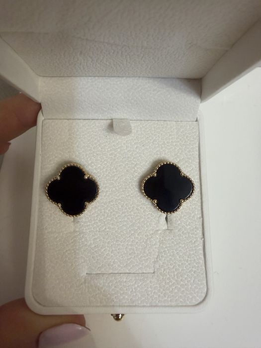 Золотые серьги 585 пробы