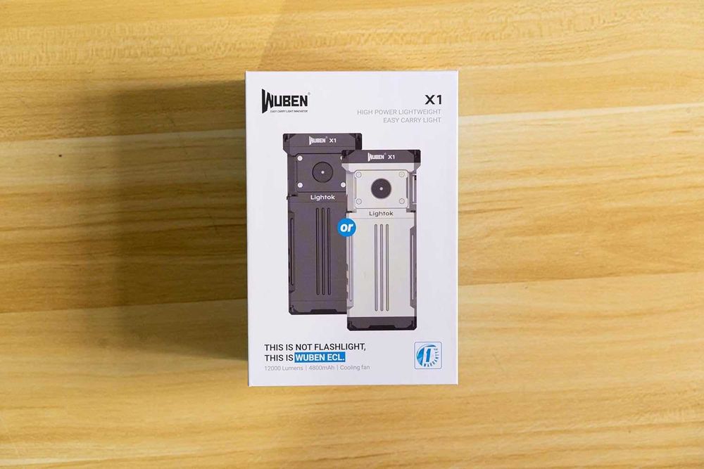 Професионален фенер Wuben X1 12000 лумена с активно охлаждане