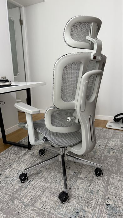 Офисное/компьютерное кресло