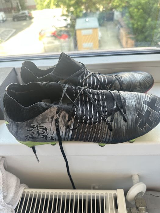 Ghete  de fotbal puma equalizer marime 43