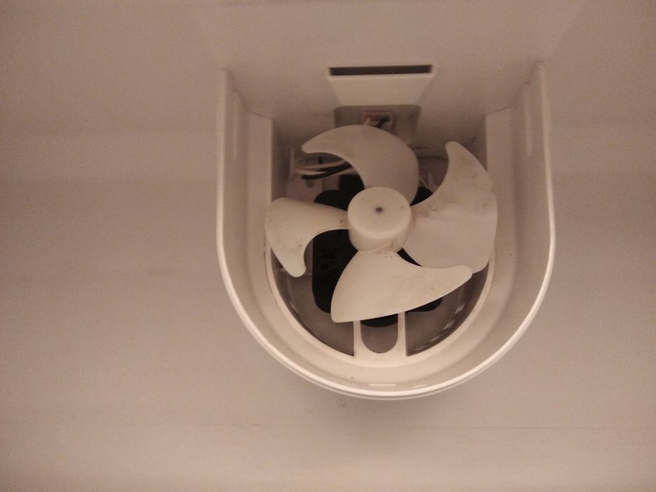 Продавам за части хладилник MIELE KFN14923SD ed