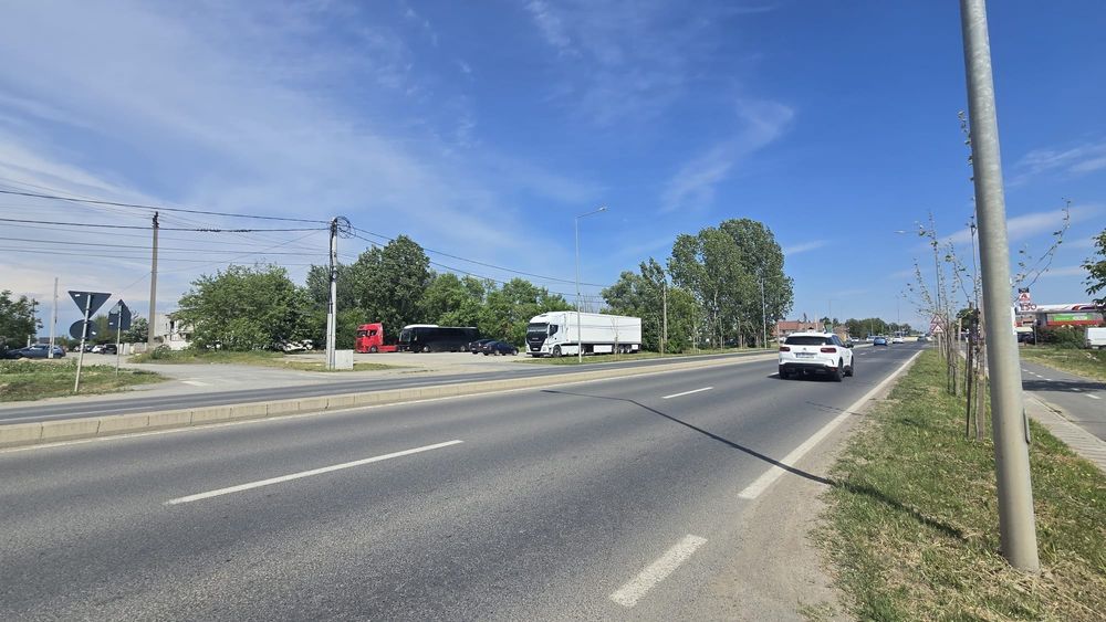 Închiriez teren/platformă betonată MOȘNIȚA NOUĂ