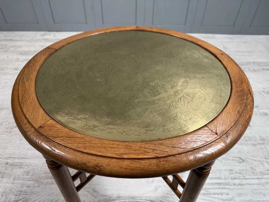 Винтидж маса за кафе с метален плот Д1087-Д