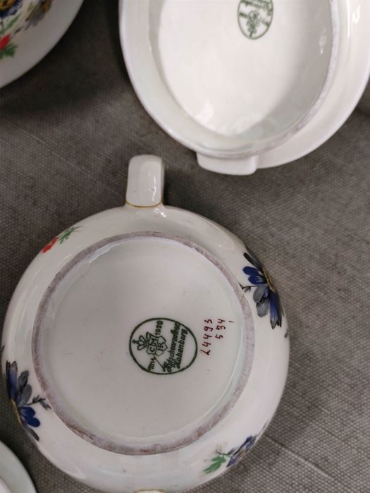 Продавам немски порцеланов сервиз. Hutschenreuther Hohenberg 1814 1939