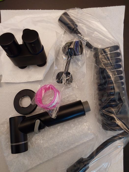 Dus igienic pt toaleta/bideu cu furtun extensibil.