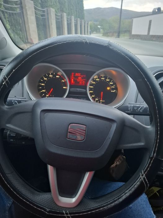 Seat Ibiza 2009 benzină, 3.500 € — imagine 3