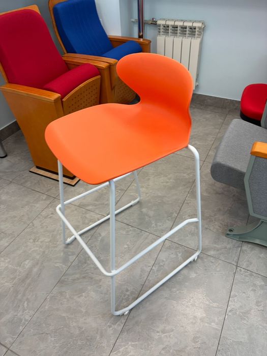 Продам барный стул