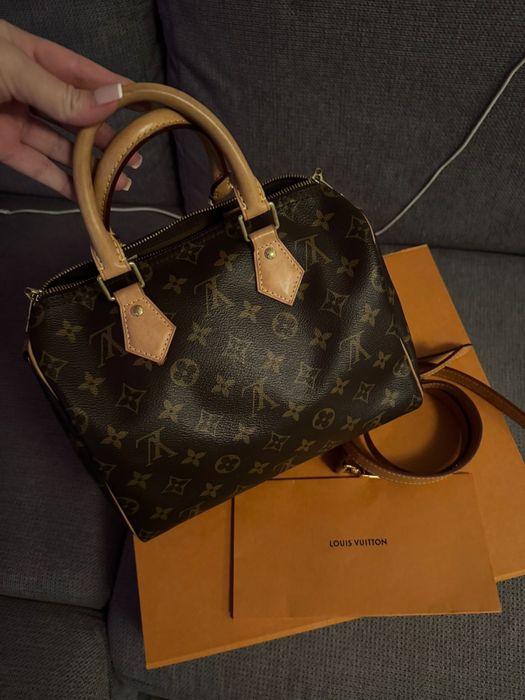 Vand geanta louis vuitton originala