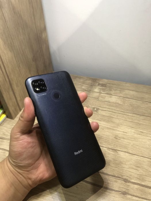 Redmi 9C 64 Gb Sotiladi