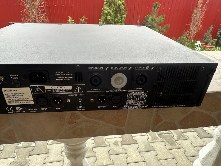 Electro-Voice CP2200s identic cu dynacord CL1600(rcf fbt ev shure )