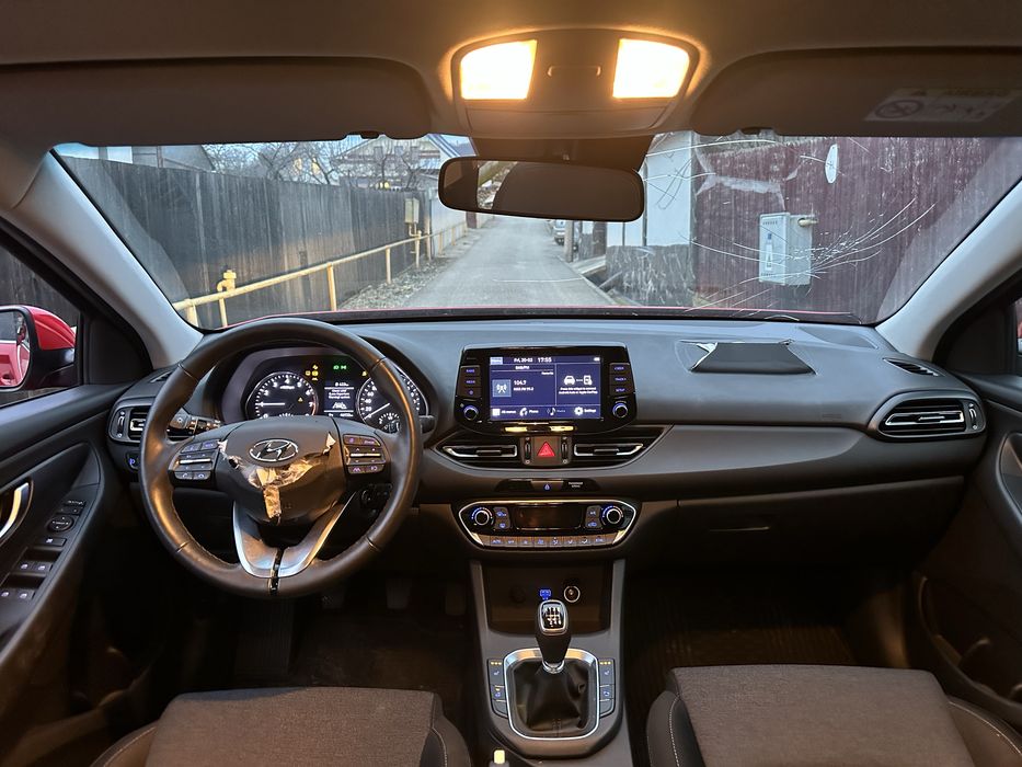 Hyundai I30 2023 1.5 Benzina 40.000km Navi/Incalzire avariat