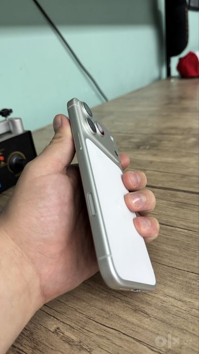 Iphone 17 pro max ideal 100% 190ssikl