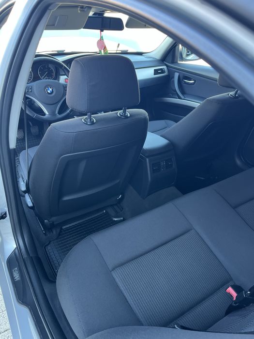 BMW seria 3 anul de fabricatie 2012