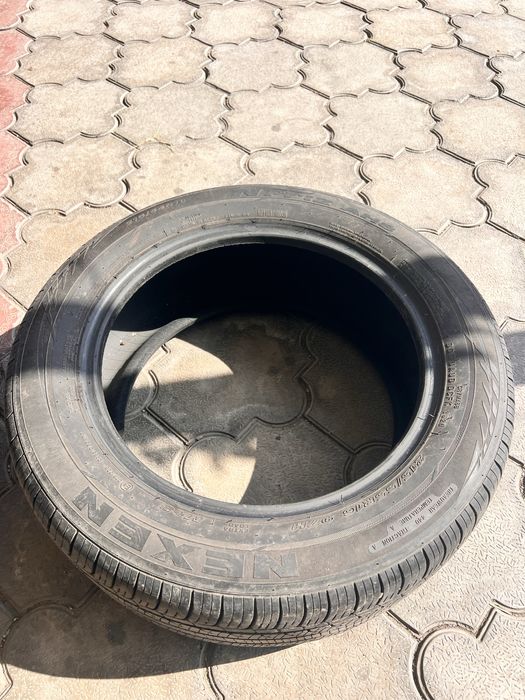 Продам резину б/у летняя