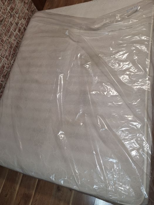 Продам матрас срочно